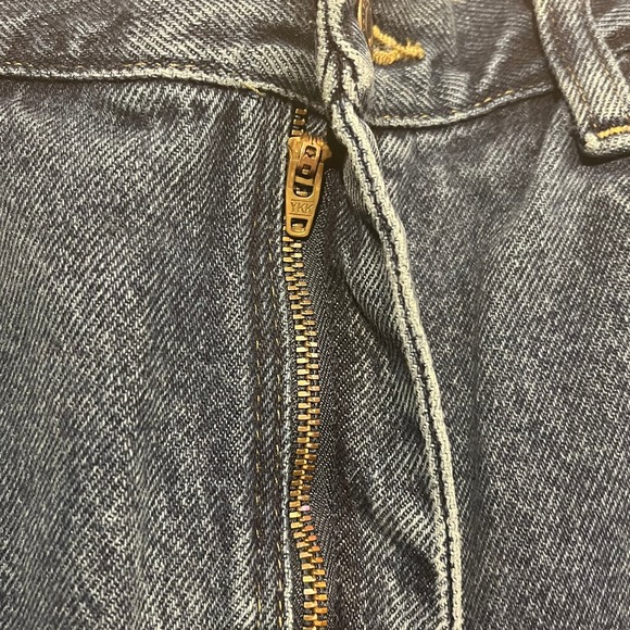 Wrangler Jeans Men 38x30 Relaxed Fit Straight Leg Med Wash Denim Pants Adult - Picture 4 of 9